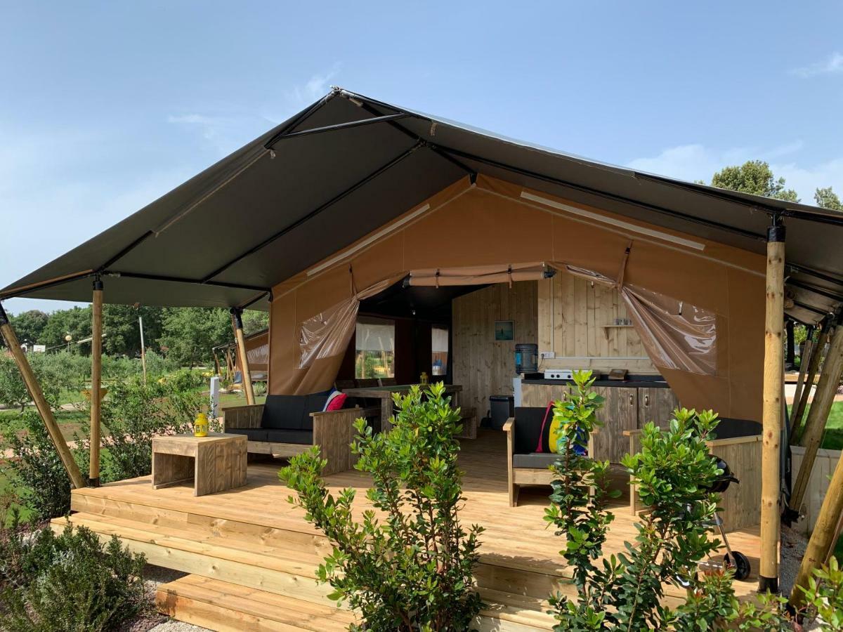 Easyatent Fkk Safari Tent Ulika Naturist - Clothes Free Porec Luaran gambar